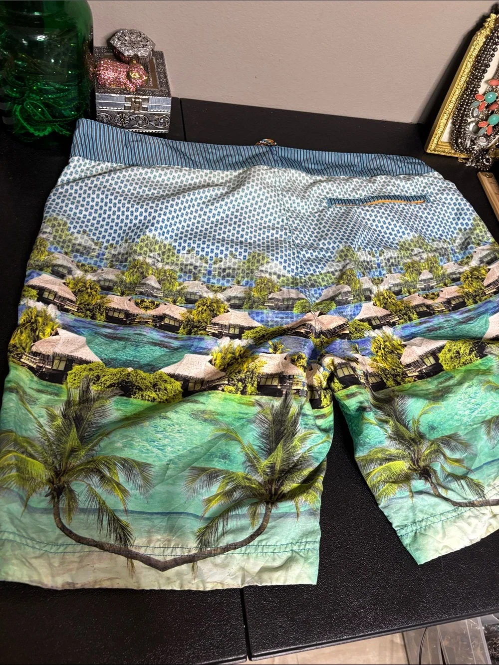 Robert Graham Men's Tropical Board Shorts Swim Trunks in Teal, Blue and Green 42